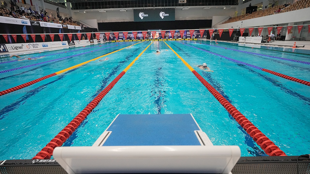 Российских пловцов-юниоров допустили до турниров с флагом и гимном