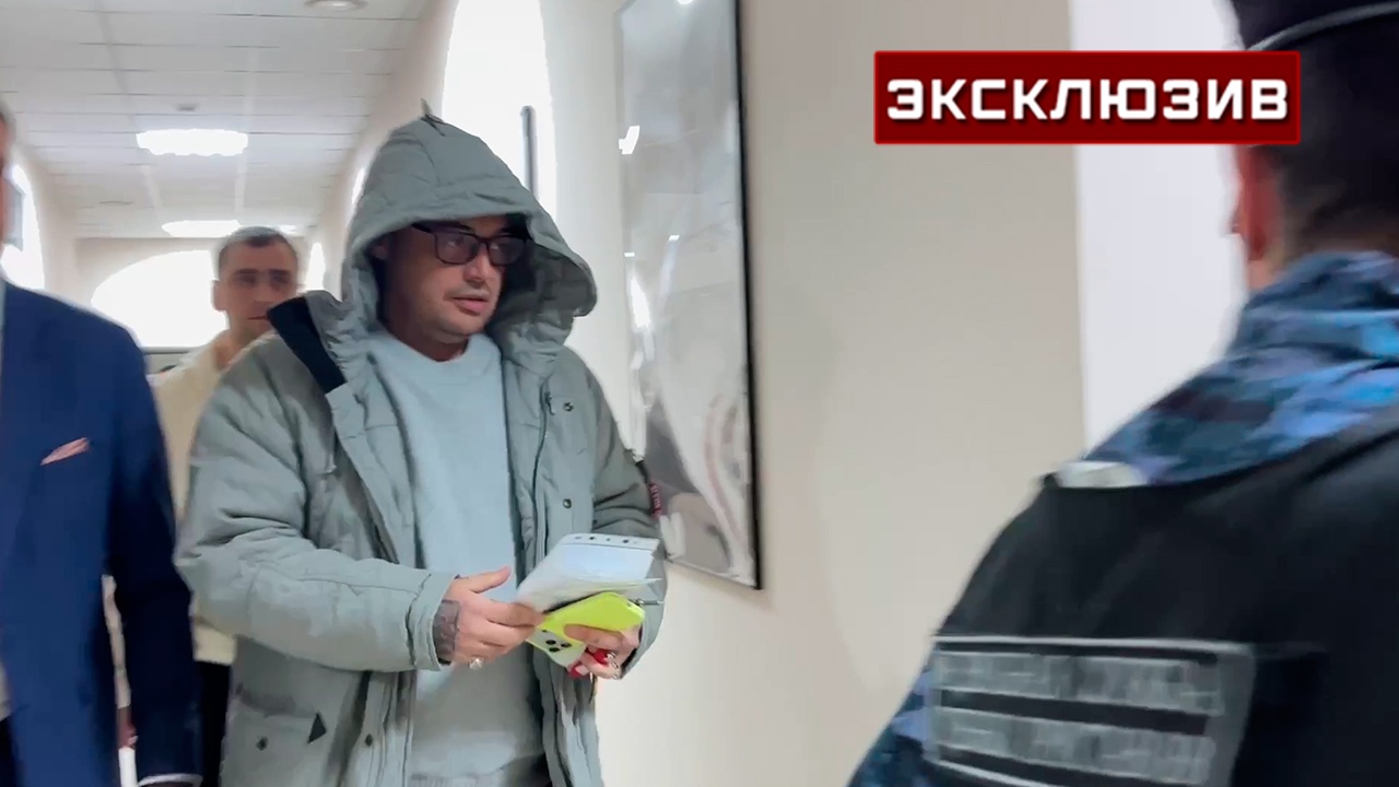 Потерпевшего по делу Гуфа допросят в закрытом режиме из-за работы в МВД