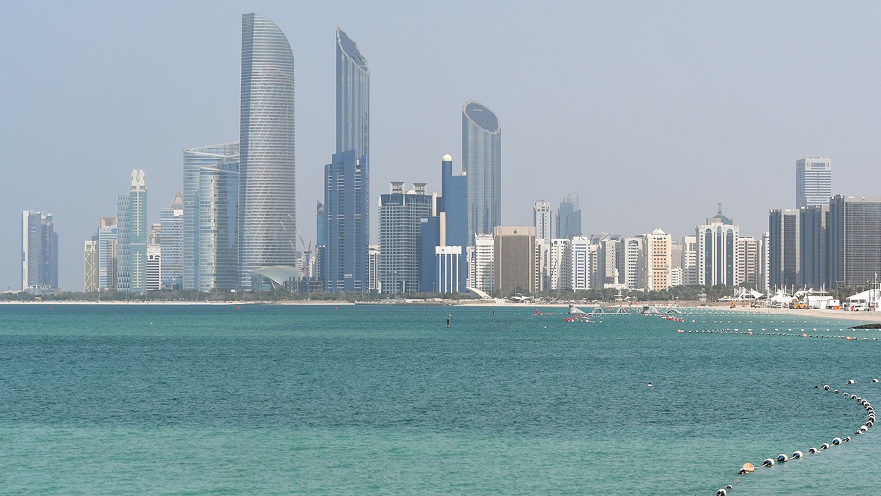 Песков назвал переговоры в Абу-Даби конструктивными и очень сложными