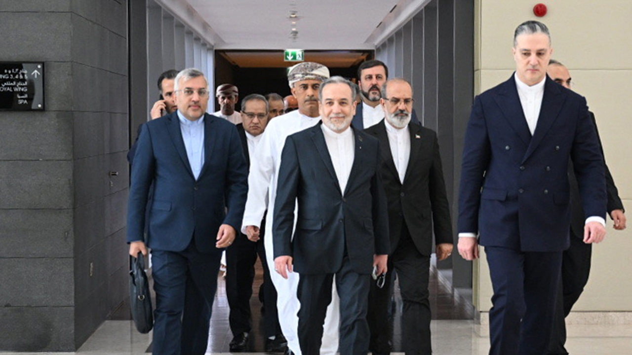 В МИД Ирана раскрыли подробности переговоров с США в Омане