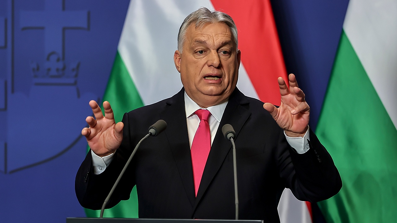Орбан: еженедельно происходят события, которые толкают Европу к войне