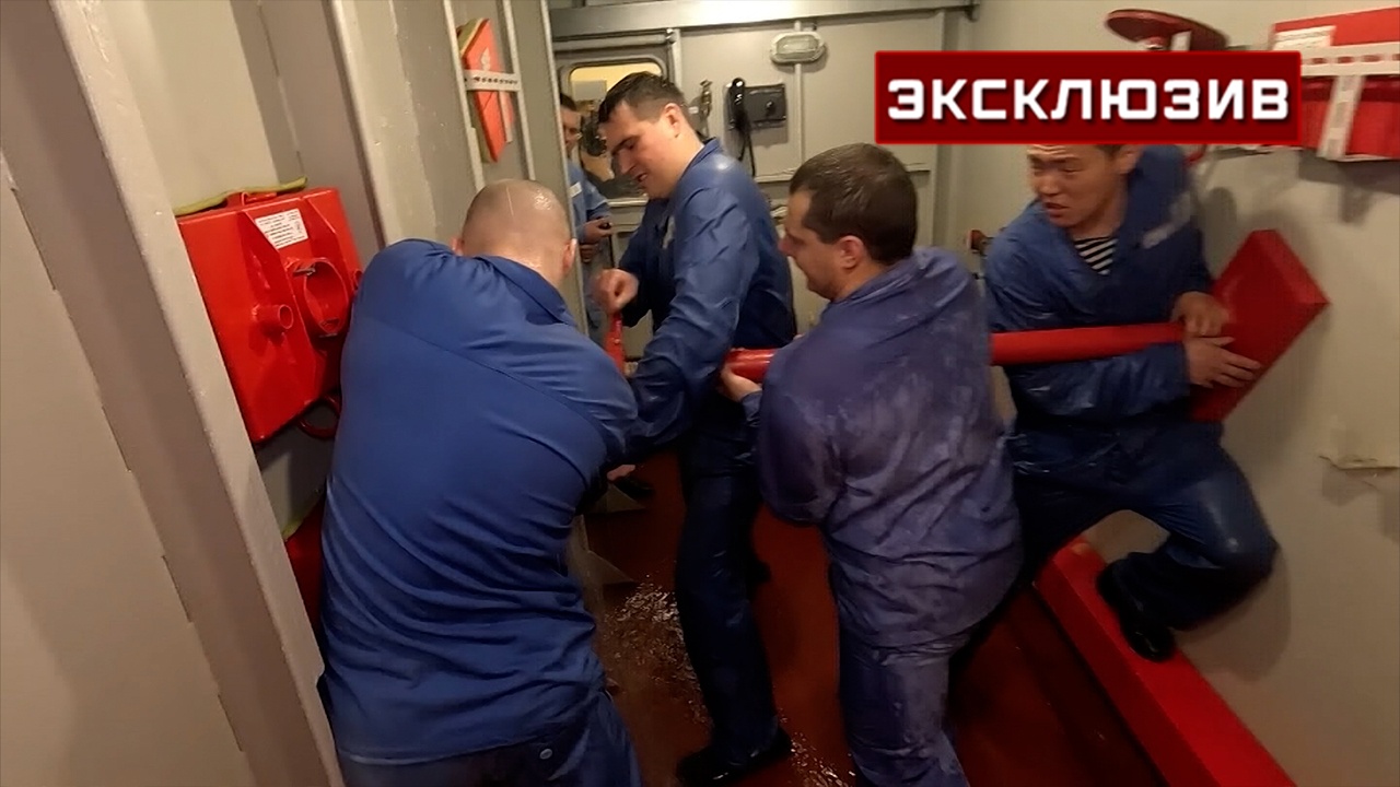 Подводники отработали действия при ЧП на новом учебном комплексе «Гефест»