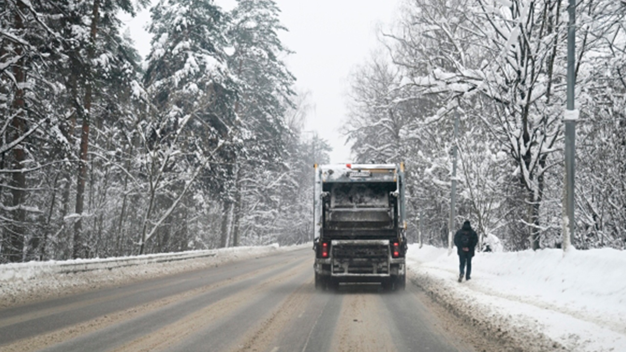 Воробьев назвал длину обновленных в Подмосковье дорог в 2025 году