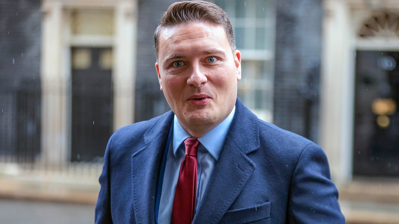 FT: за заговором против Стармера стоит министр здравоохранения