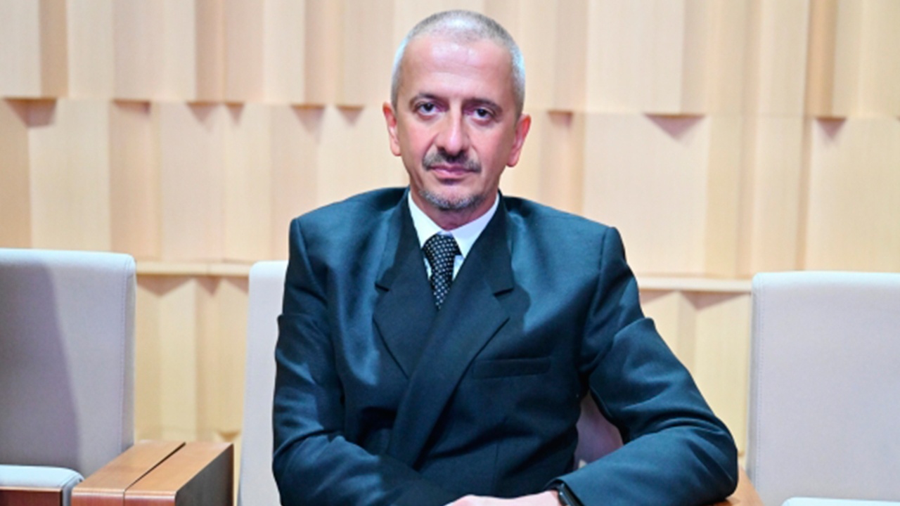 Минкульт освободил Богомолова от должности ректора Школы-студии МХАТ