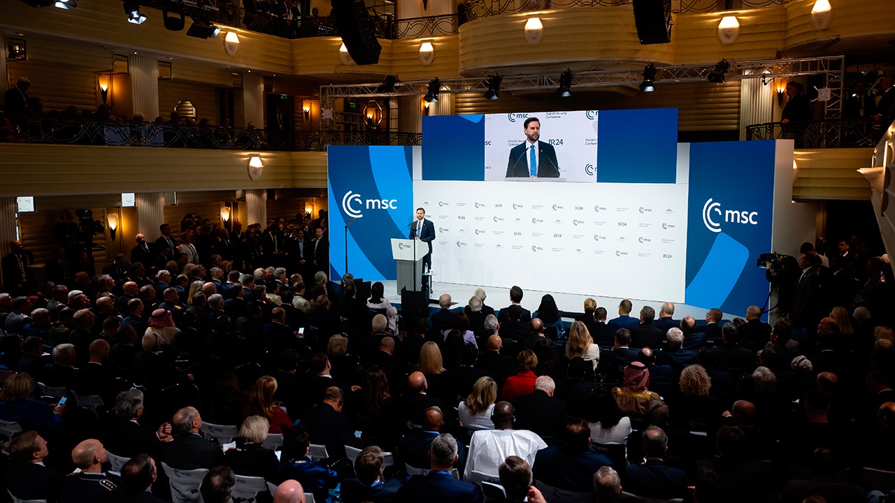 Глупые шутки и упреки: чем закончилось обсуждение Украины в Мюнхене