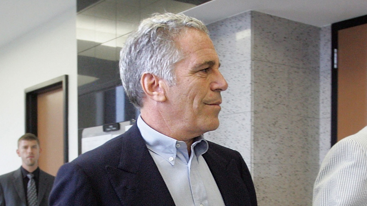 В США опубликовали список из 300 влиятельных имен из файлов Эпштейна