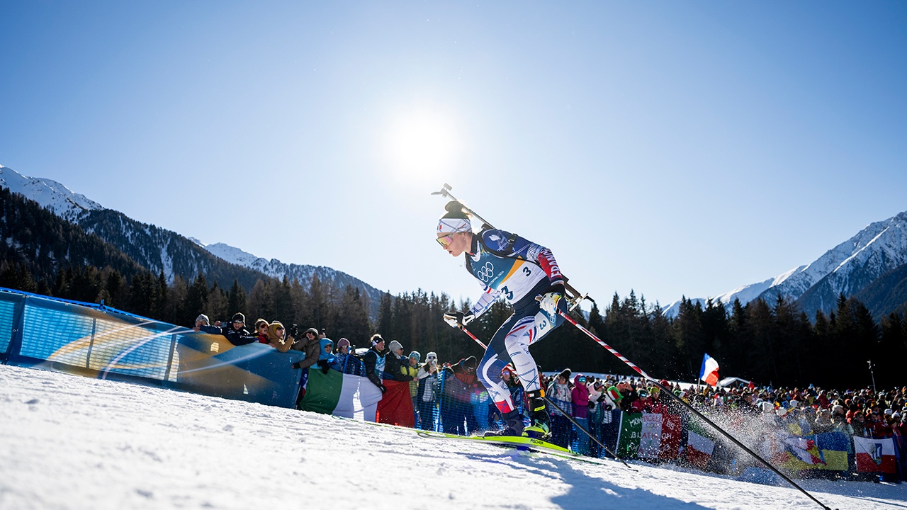 Биатлонистки из ФРГ и Чехии отравились бургерами на Олимпиаде