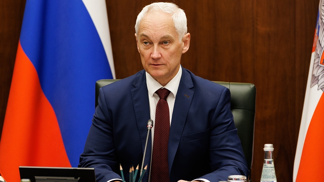 Белоусов поздравил военнослужащих и ветеранов службы горючего ВС РФ