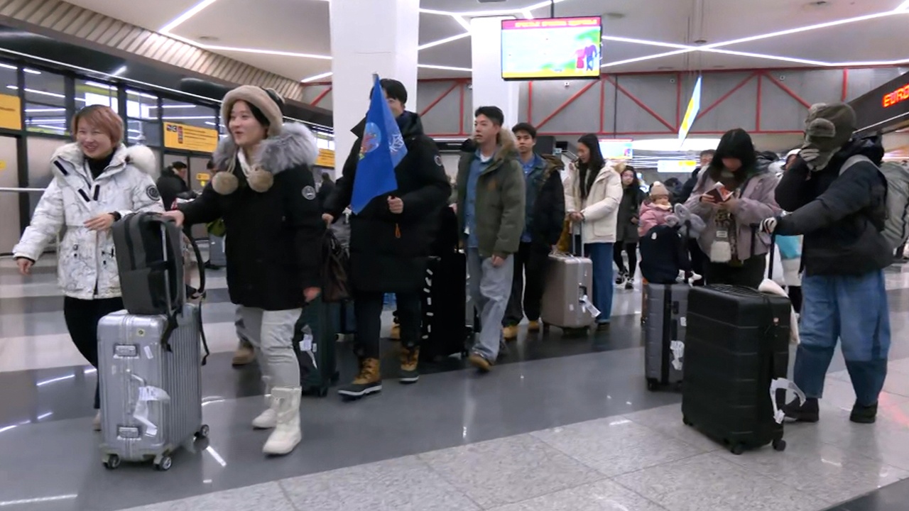 В Москве встретили туристов из КНР, прилетевших отметить Новый год