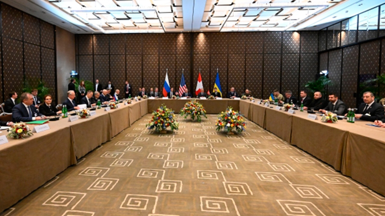 Уиткофф рассказал о существенном прогрессе на переговорах в Женеве