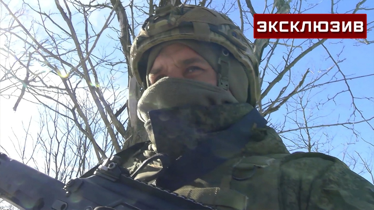 Штурмовик рассказал, как закидал гранатами украинского пулеметчика