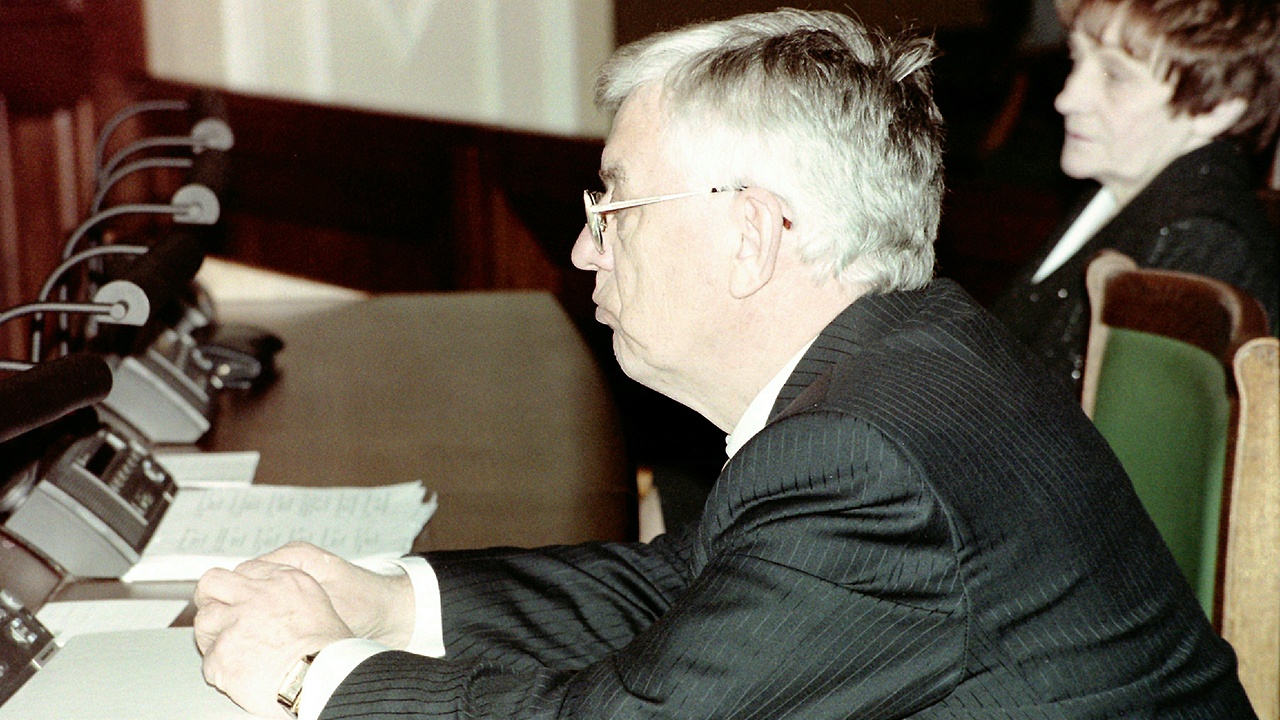 Раймонд Паулс отозвал все доверенности у своих представителей