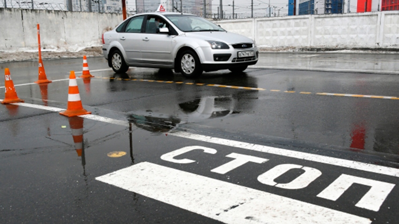 Новые правила обучения водителей вступают в силу с 1 марта