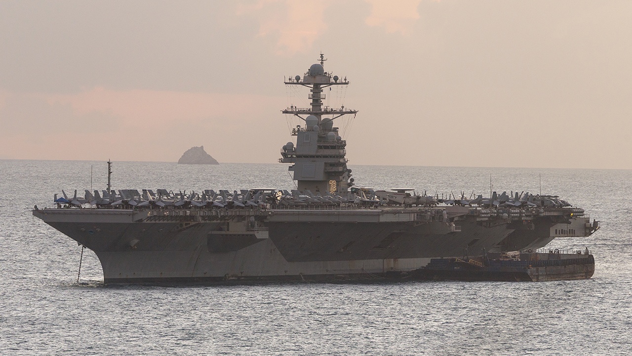 WSJ: поход на Ближний Восток деморализовал экипаж авианосца Gerald R. Ford