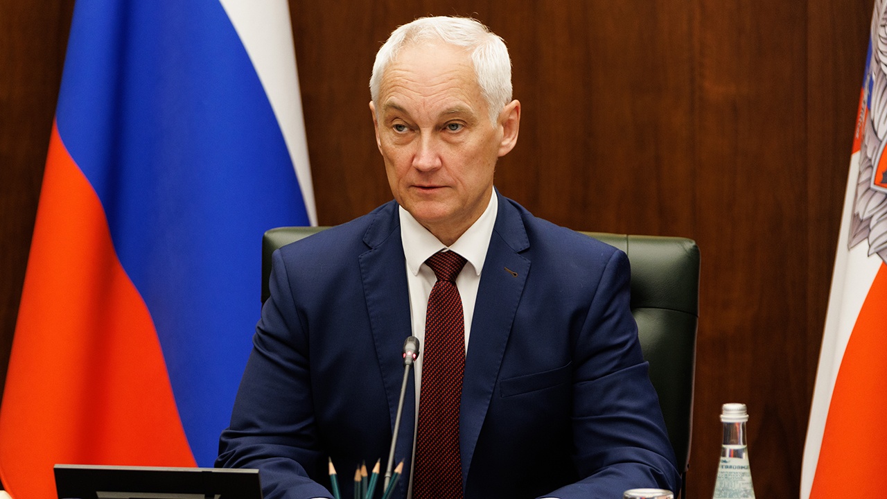 Белоусов поздравил военнослужащих и ветеранов с Днем защитника Отечества