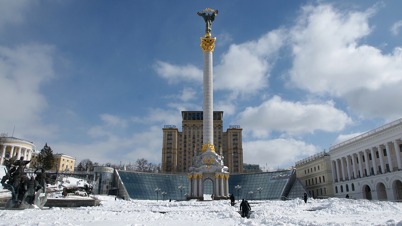 СВР: Лондон и Париж готовятся предоставить Киеву ядерное оружие