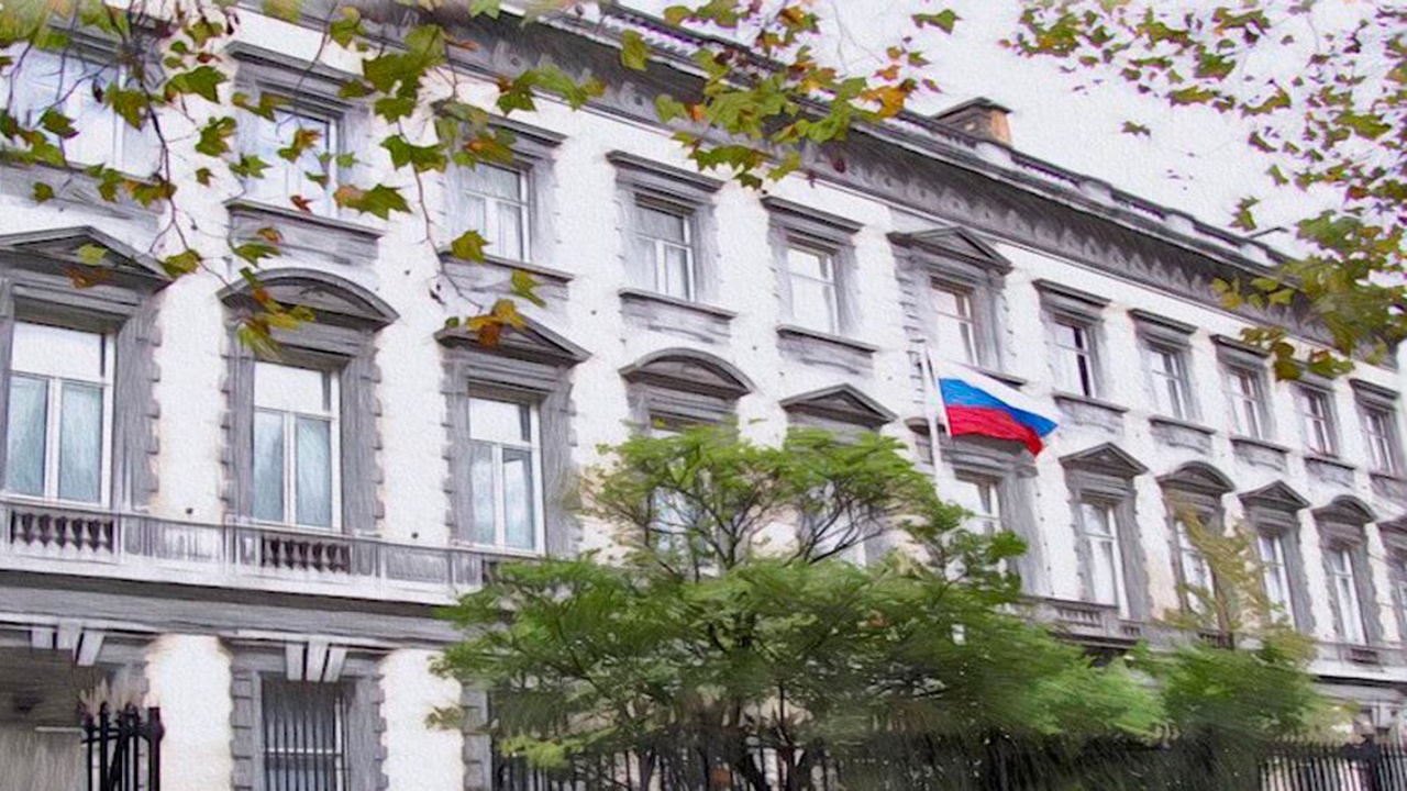 Постпредство в ЕС: сокращение штата нацелено на срыв диалога по Украине