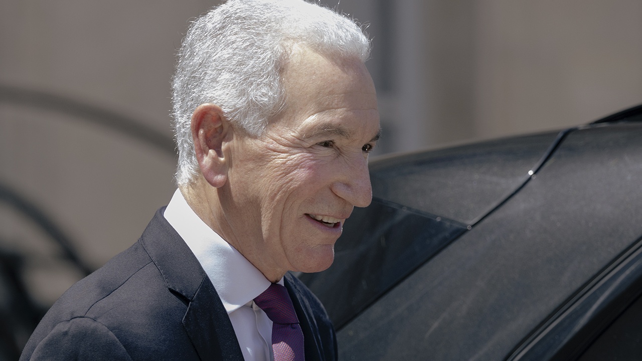 Послу США во Франции Кушнеру запретили встречи с членами правительства страны