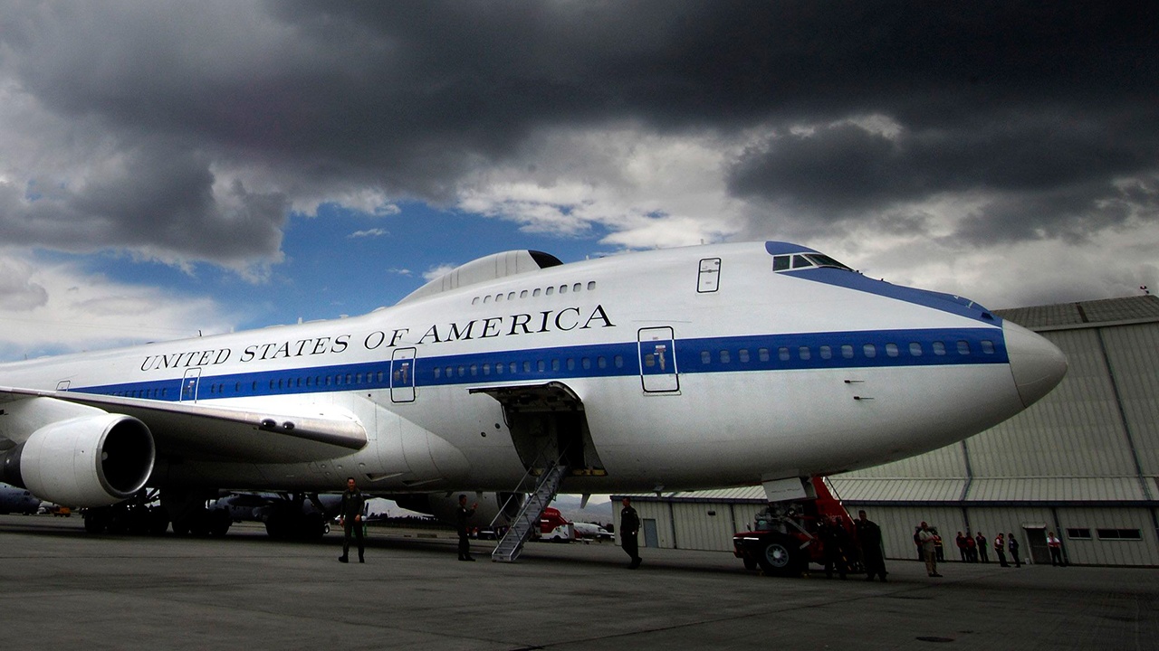 Самолет Судного дня США сел в Вашингтоне перед речью Трампа