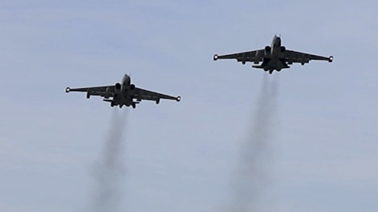 Экипажи Су-25 ликвидировали ракетами украинскую пехоту в зоне СВО