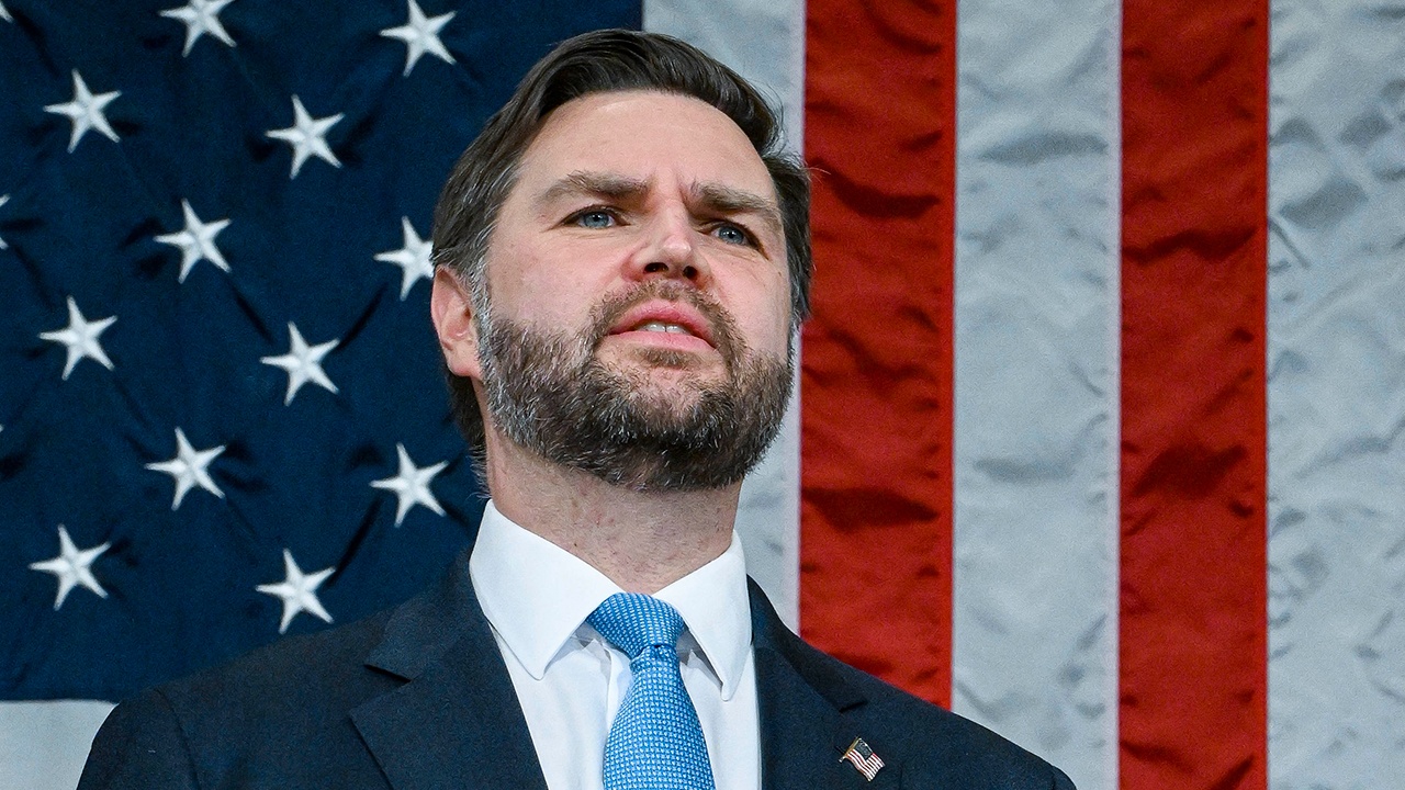 Вэнс назвал несерьезным инцидент с катером в водах Кубы