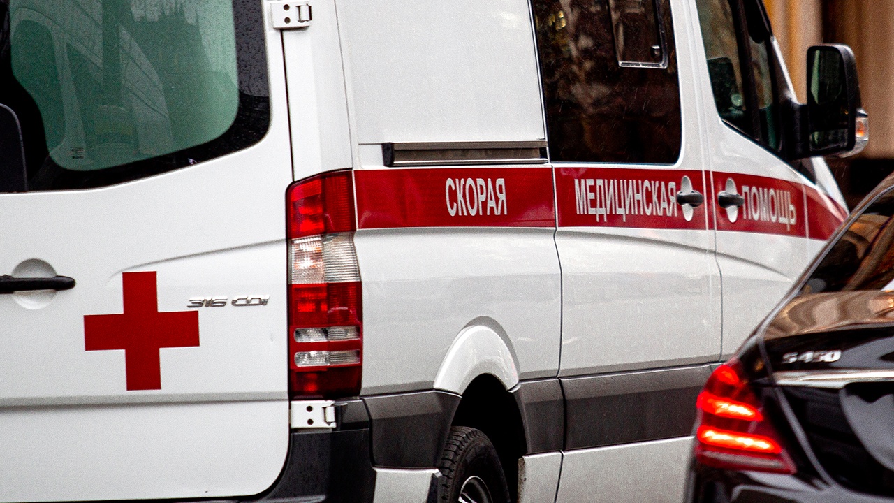 В Махачкале ребенок выпал из окна девятого этажа