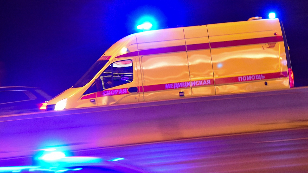 Два человека пострадали при взрыве газового баллона в квартире в Москве