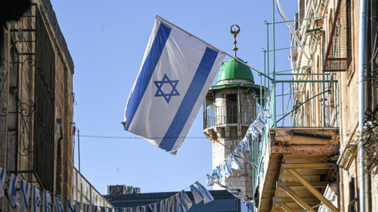 Израиль закрыл воздушное пространство над всей территорией страны