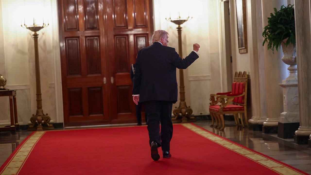 Трамп заявил, что не видит смысла в переговорах с Ираном