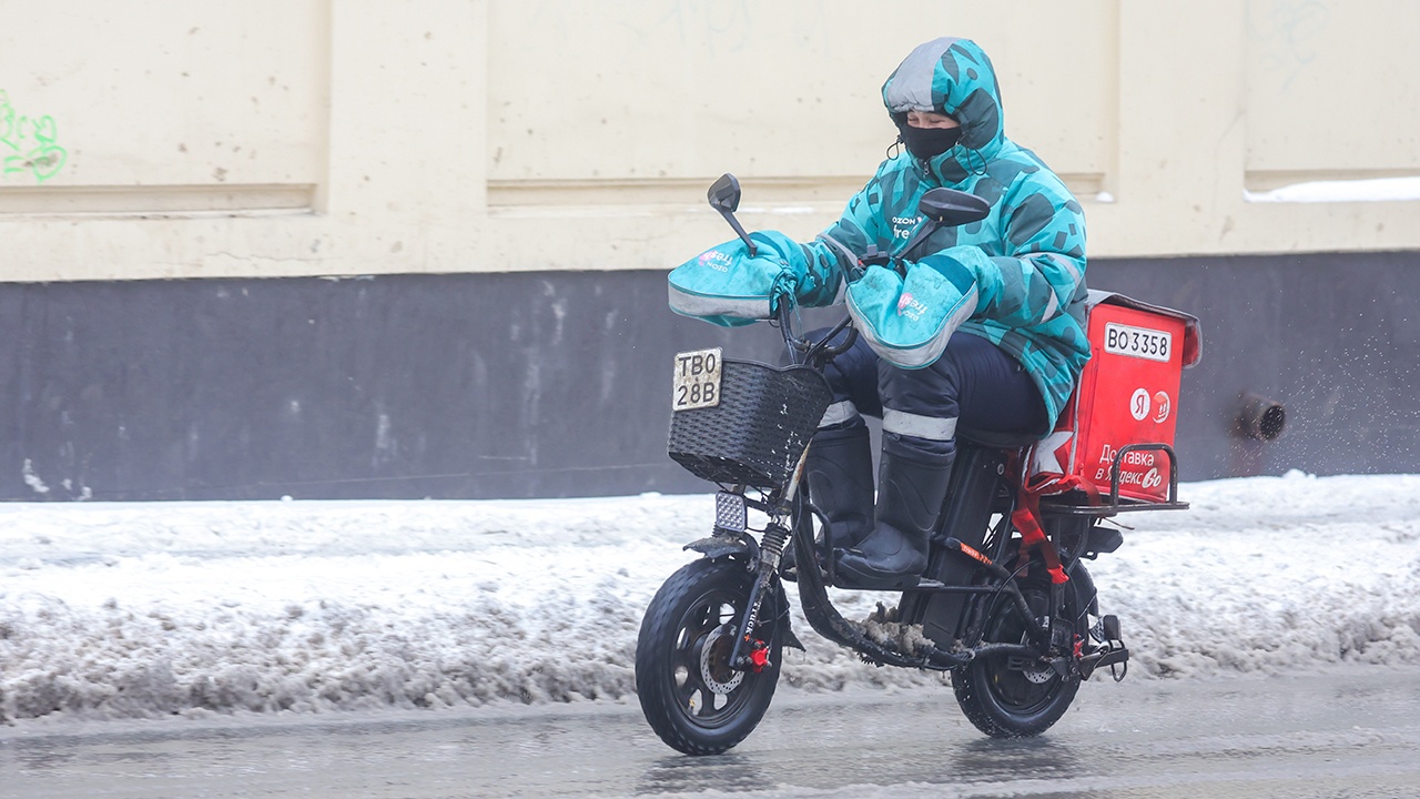 Путин поручил рассмотреть ограничения для электровелосипедов