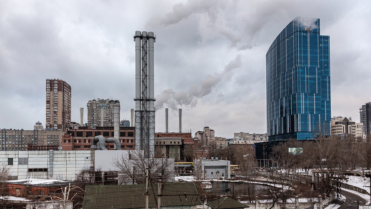 Кличко сообщил об отключении отопления в 2 700 домах Киева