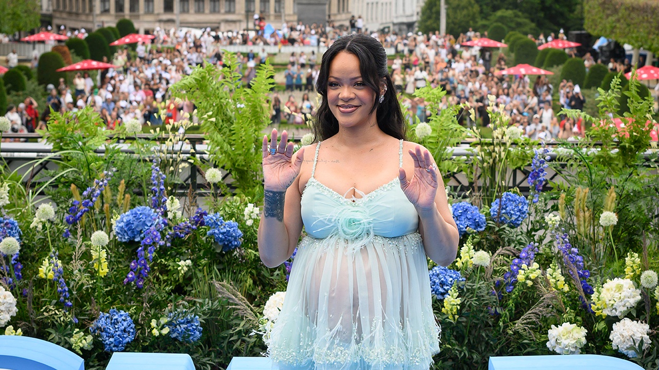 Злоумышленница открыла стрельбу по дому певицы Рианны в Лос-Анджелесе