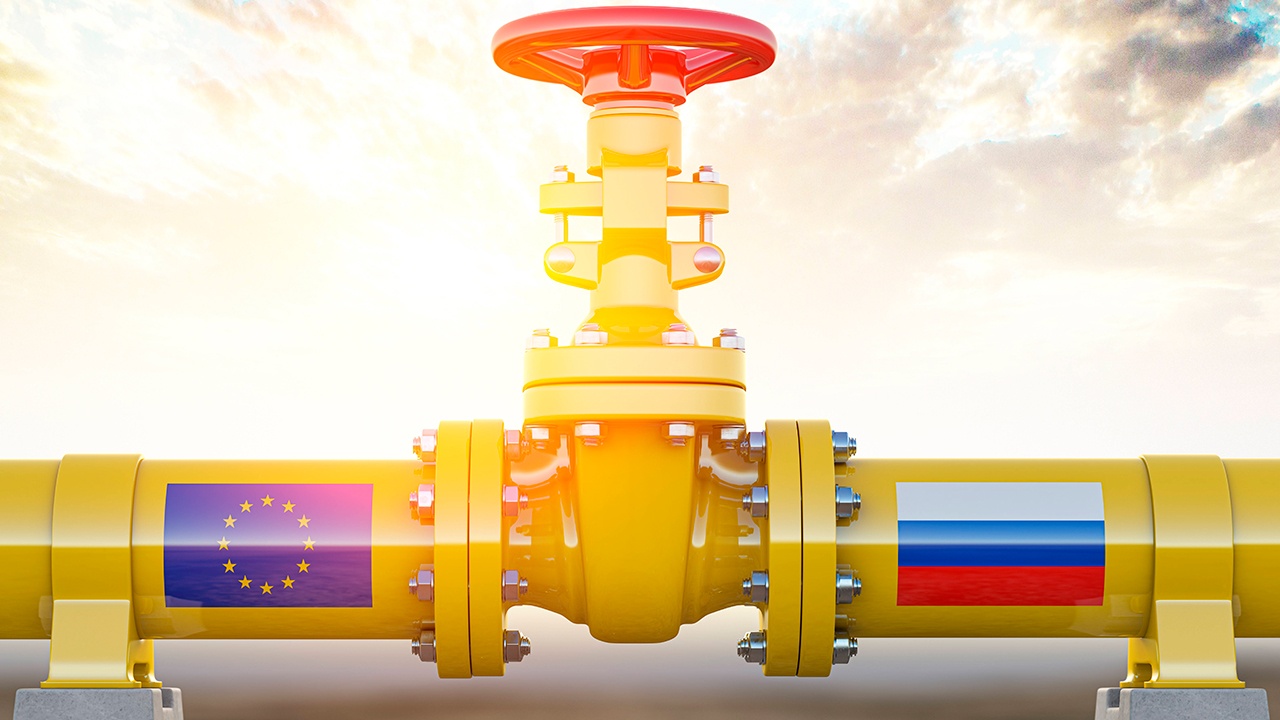 WSJ: ЕС готов пересмотреть позицию по нефти из России из-за конфликта в Иране