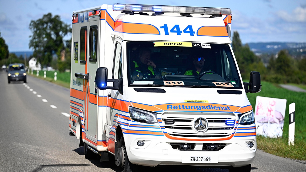 Шесть человек погибли при пожаре в автобусе в Швейцарии