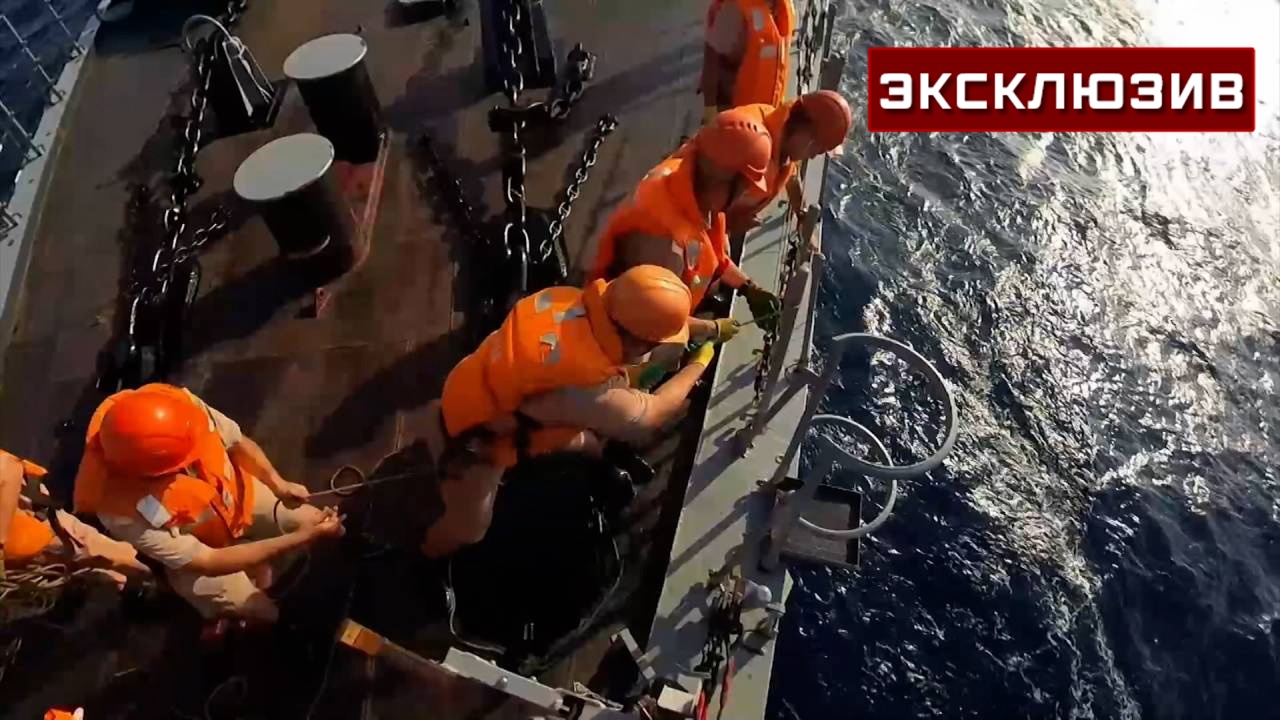 Моряки ТОФ рассказали о нюансах дозаправки на ходу фрегата «Маршал Шапошников»