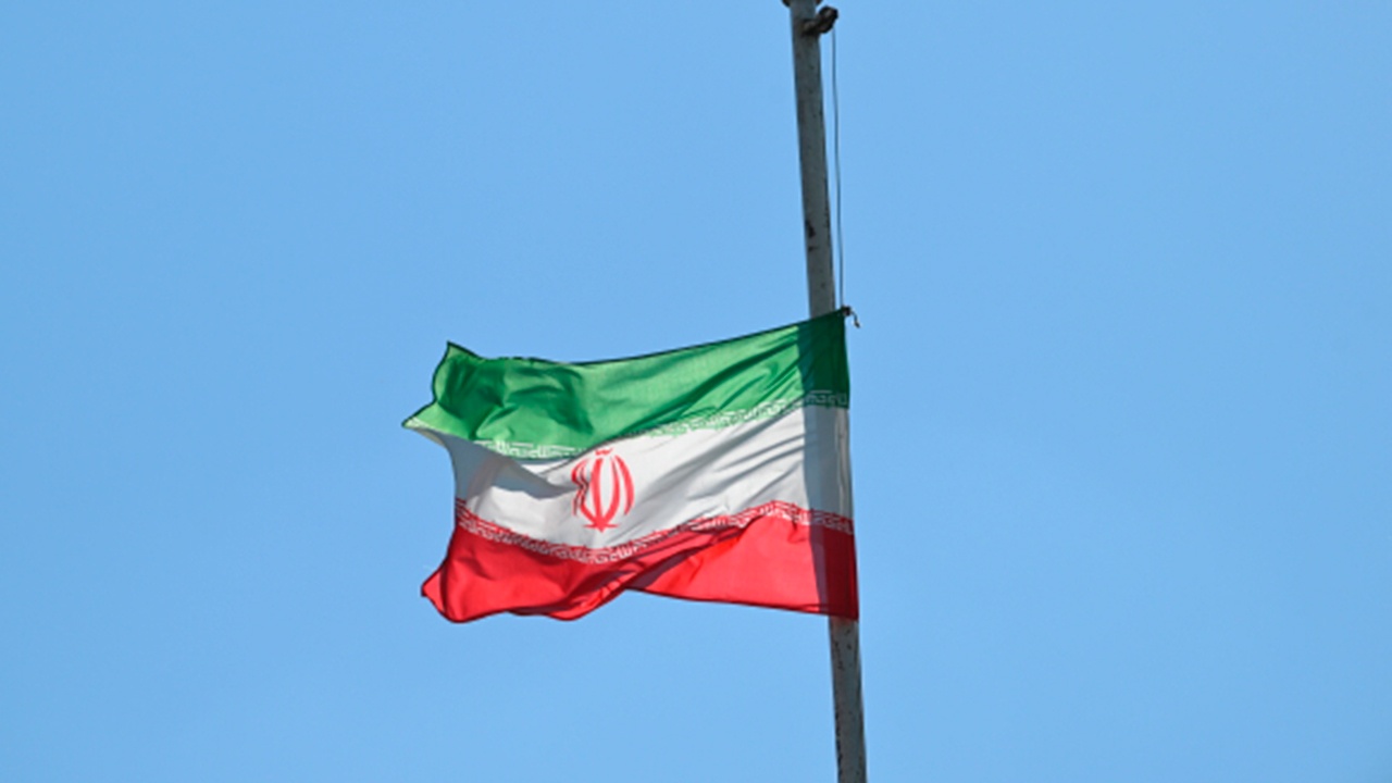 Fars: жена Хаменеи выжила после удара США и Израиля по резиденции