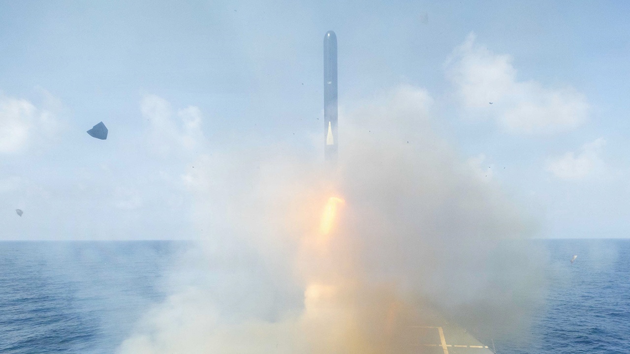 FT: США израсходовали запасы важных боеприпасов в Иране