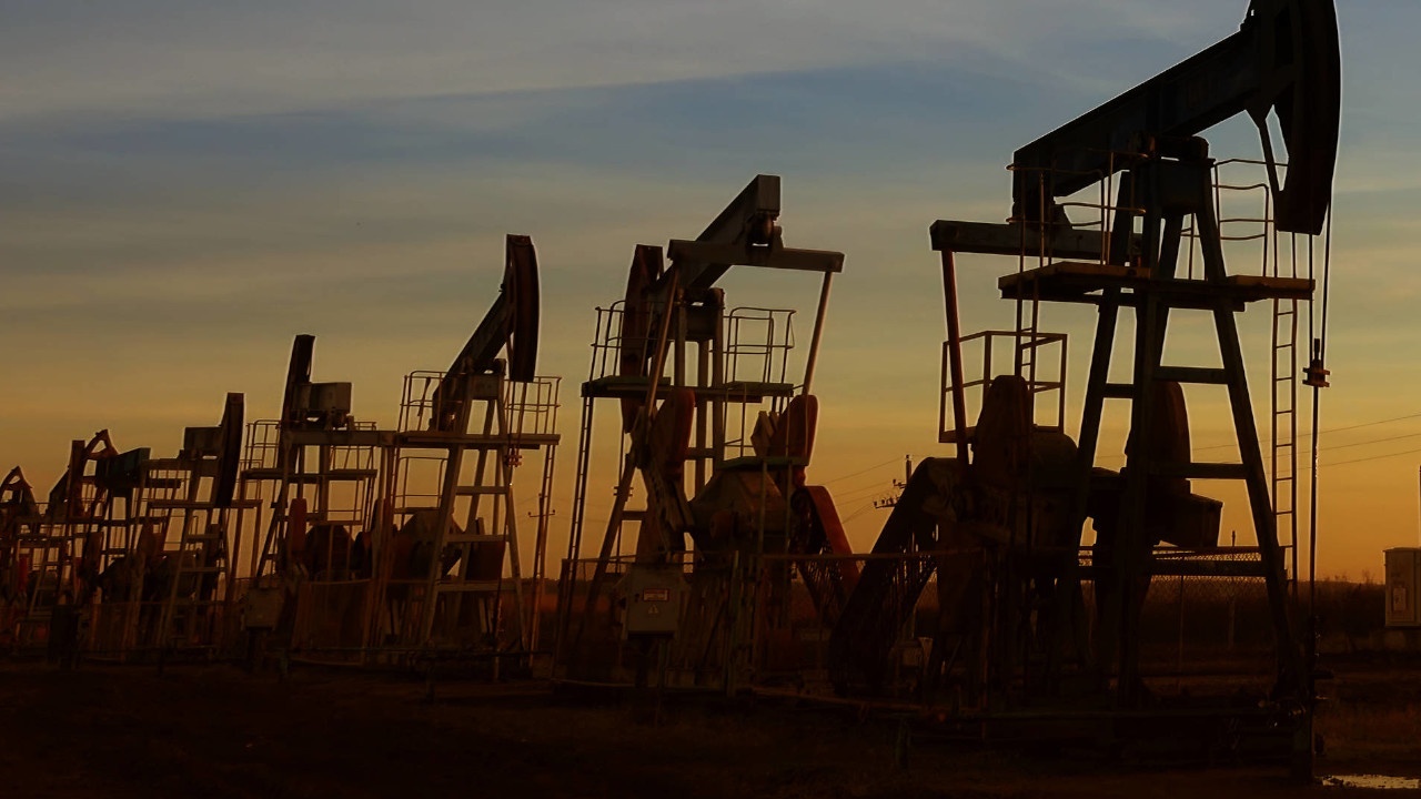 Fars: нефтяные объекты Ирана на острове Харк не пострадали от атак США