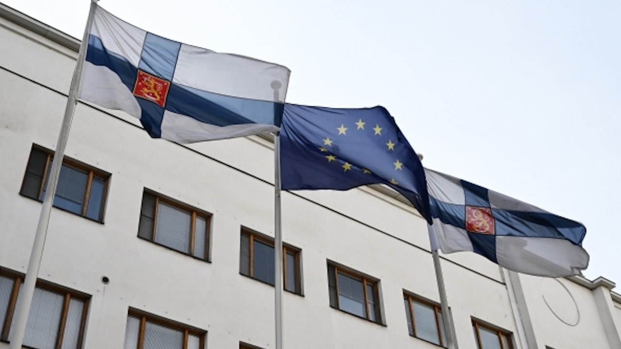 Стубб: Финляндии не нужно ядерное оружие