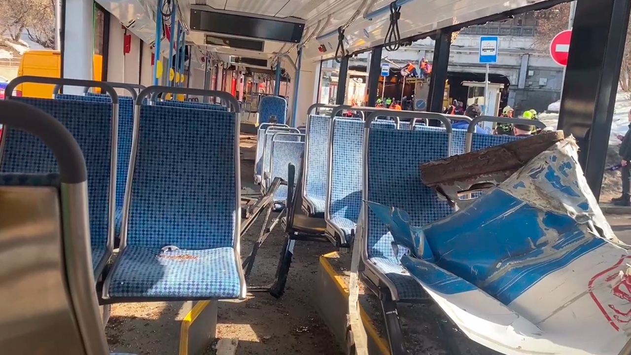 Число пострадавших при столкновении трамваев в Москве увеличилось до 22