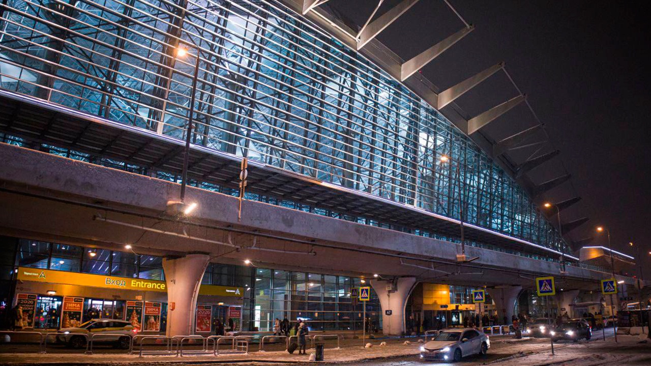 Аэропорты Москвы принимают и отправляют рейсы по согласованию