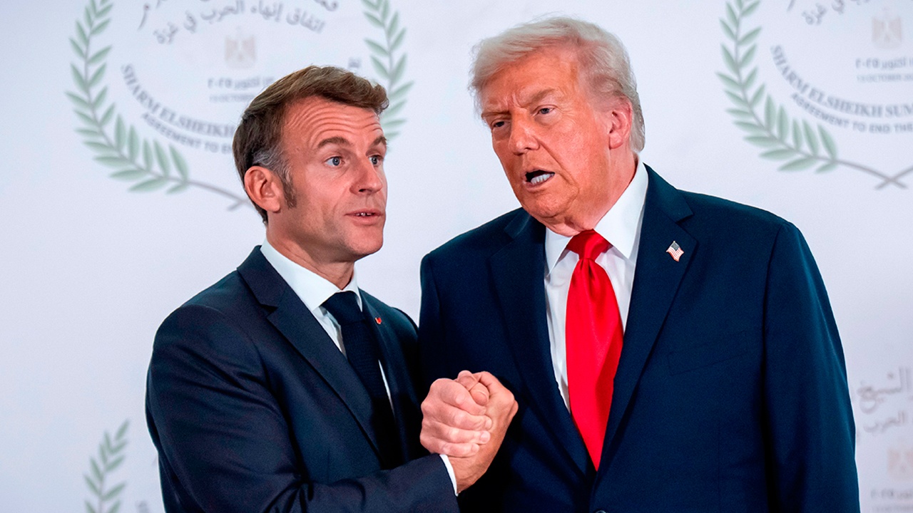 Трамп заявил, что Макрон скоро уйдет в отставку