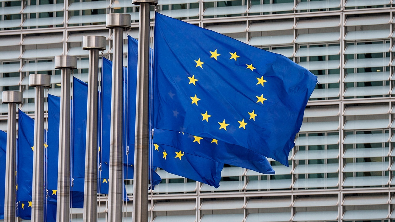 Bloomberg: ЕС может отложить отказ от нефти из РФ из-за конфликта с Ираном