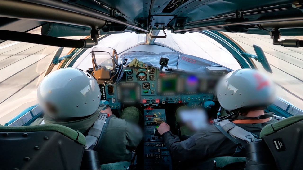 Экипаж Су-34 уничтожил украинских боевиков в зоне спецоперации