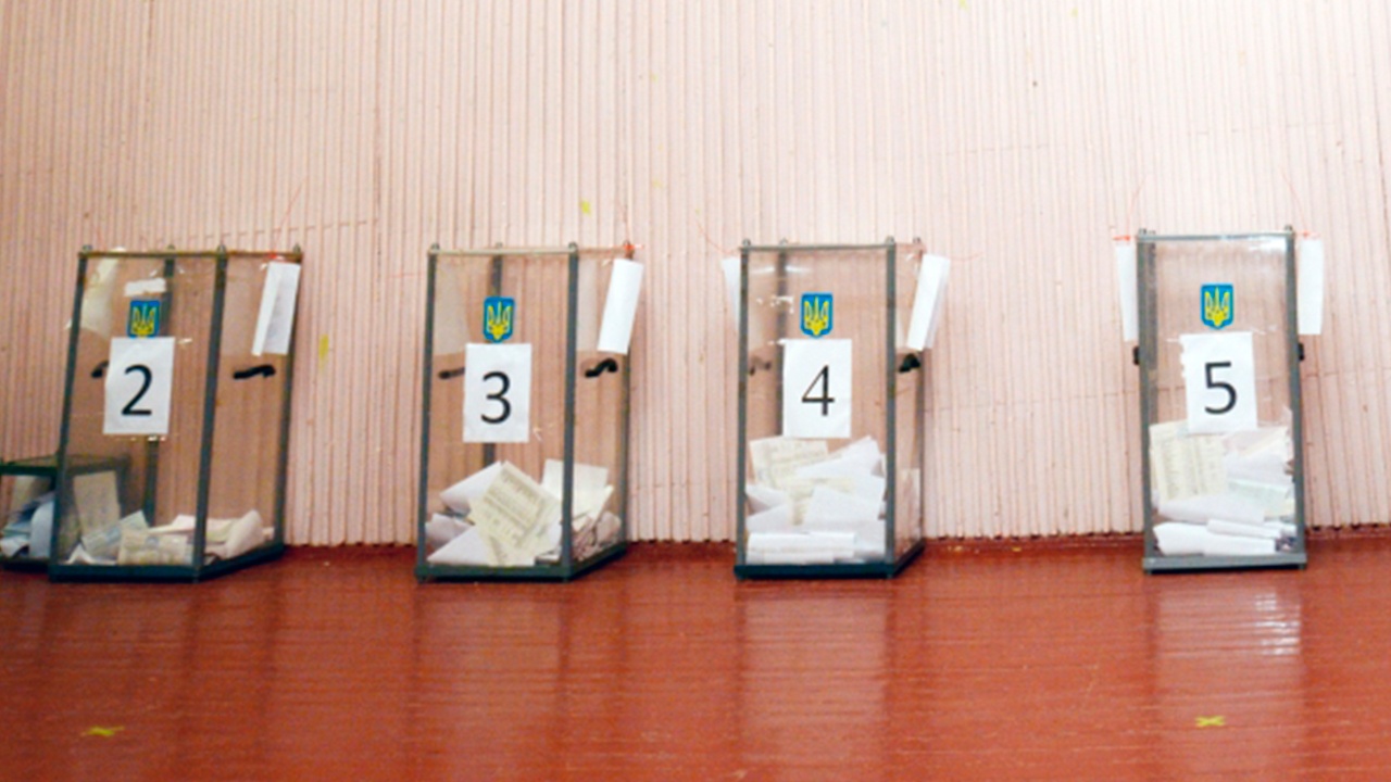 Times: Киеву грозит конфликт с США из-за отказа проводить выборы