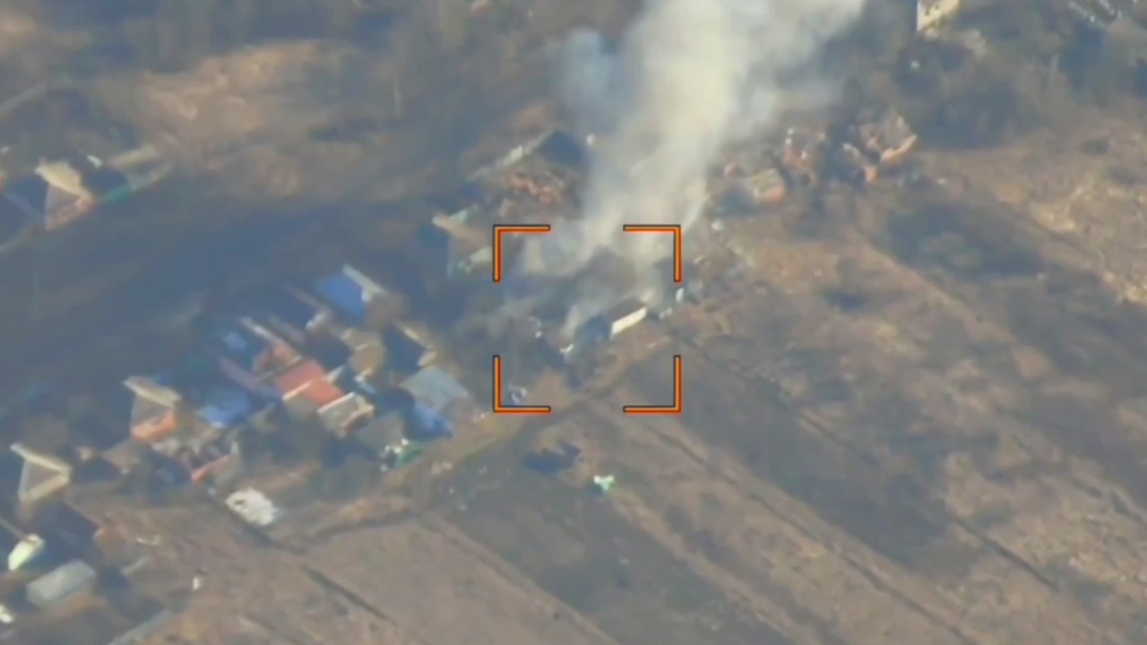 Появились кадры боев за Потаповку в Сумской области