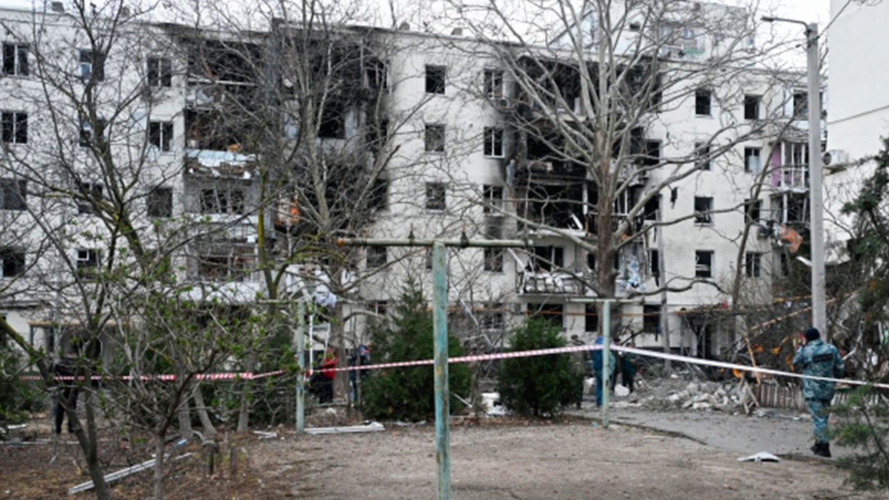 СК возбудил уголовное дело после взрыва в доме в Севастополе