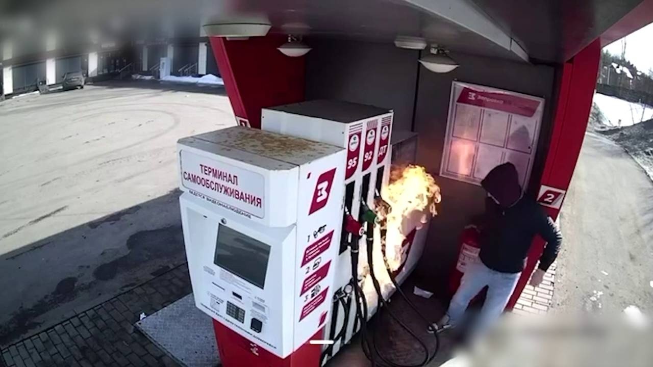  ФСБ задержала в Подмосковье подростков за поджоги по заданию спецслужб Украины