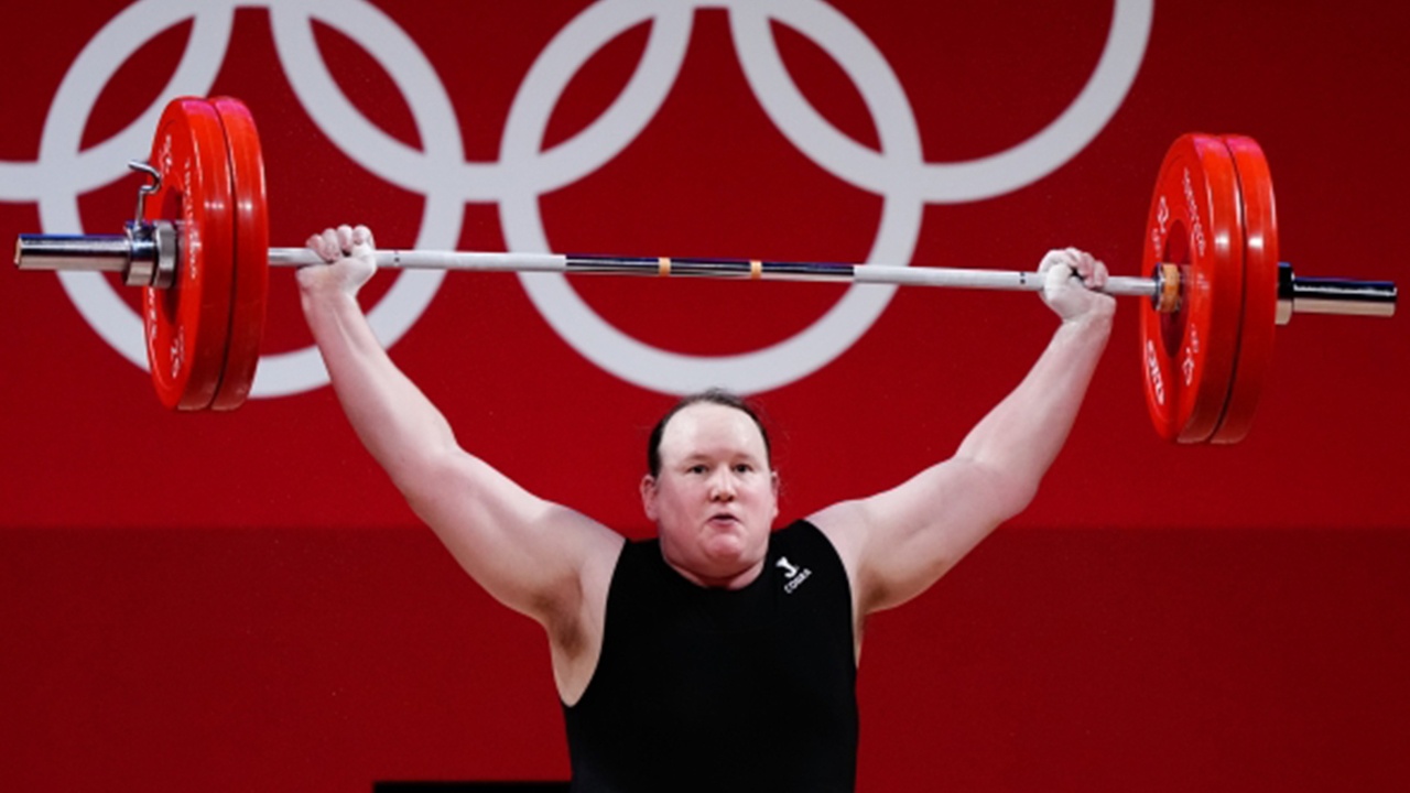 МОК запретил трансгендерам* участвовать в женских соревнованиях